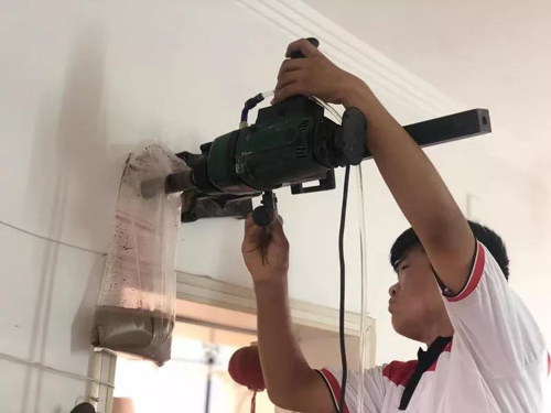 分期付款、簡(jiǎn)化手續(xù)、交叉施工…… 老舊小區(qū)供熱改造搭上“順風(fēng)車(chē)”